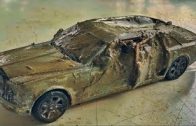 Restoration-Rolls-Royce-car-old-Rusty-model-car